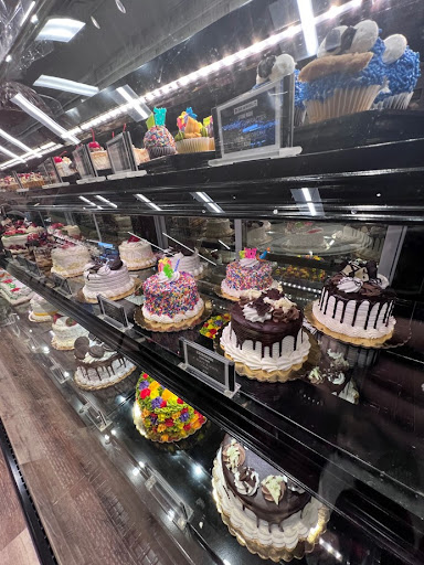 Grocery Store «Super Foodtown of Colonia», reviews and photos, 510 Inman Ave, Colonia, NJ 07067, USA