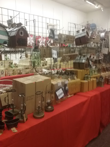 Shopping Mall «Muncie Mall», reviews and photos, 3501 N Granville Ave, Muncie, IN 47303, USA