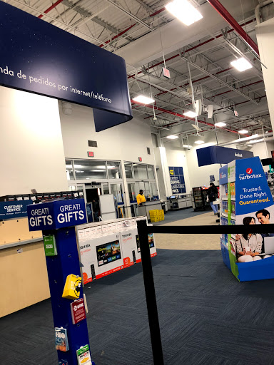Electronics Store «Best Buy», reviews and photos, 610 Exterior Street, Bronx, NY 10451, USA