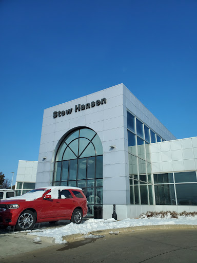 Car Dealer «Stew Hansen Dodge Ram Chrysler Jeep», reviews and photos, 12103 Hickman Rd, Des Moines, IA 50323, USA