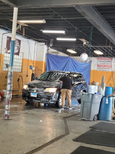 Brothers Car Wash en Northlake