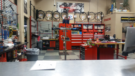 Sporting Goods Store «SCHEELS», reviews and photos, 1461 Coral Ridge Ave #1416, Coralville, IA 52241, USA