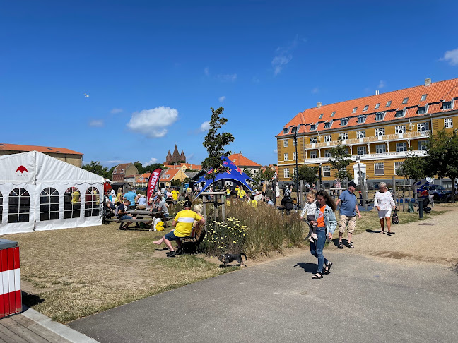 Anmeldelser af Grand Ejendomme I/S i Beder-Malling - Kontorfællesskab