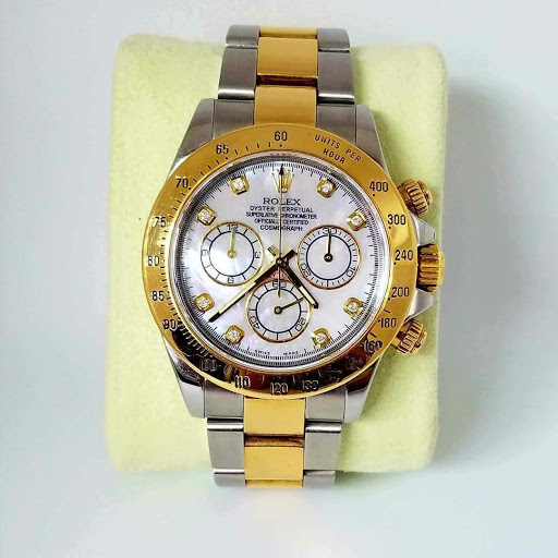 Jewelry Store «Saatchi Jewelry», reviews and photos, 4545 Austin Blvd, Island Park, NY 11558, USA