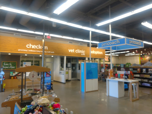 Pet Supply Store «Petco Animal Supplies», reviews and photos, 3495 Sports Arena Blvd, San Diego, CA 92110, USA