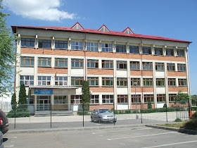 Școala Gimnazial„Mircea Eliade”