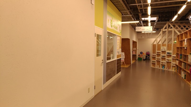 恵庭市複合施設 えにあす 北海道恵庭市緑町 テナント施設 グルコミ