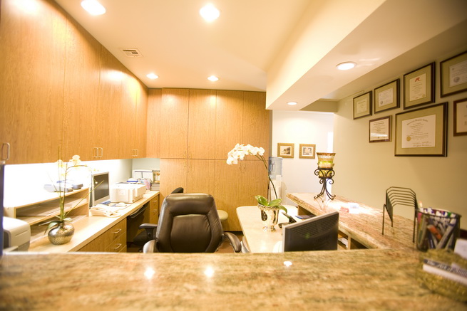 Orange County Dentist , Garden Grove Dentist , Marianna Ibrahim DDS Revisión Y Opiniones