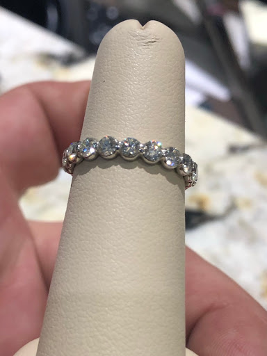 Jewelry Store «Genesis Diamonds (Cincinnati)», reviews and photos, 8060 Montgomery Rd #500, Cincinnati, OH 45236, USA