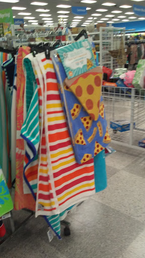 Clothing Store «Ross Dress for Less», reviews and photos, 1660 S Randall Rd, Geneva, IL 60134, USA