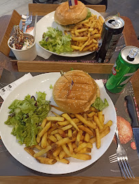 Hamburger du Restauration rapide French Cantine O'Parinor I Basserie I Burger à Aulnay-sous-Bois - n°17