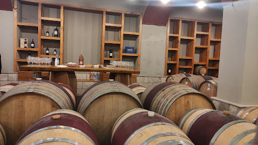 Cantina Colli Di Castelfranci Srl Contrada Braudiano, Castelfranci, AV 83040, Italia