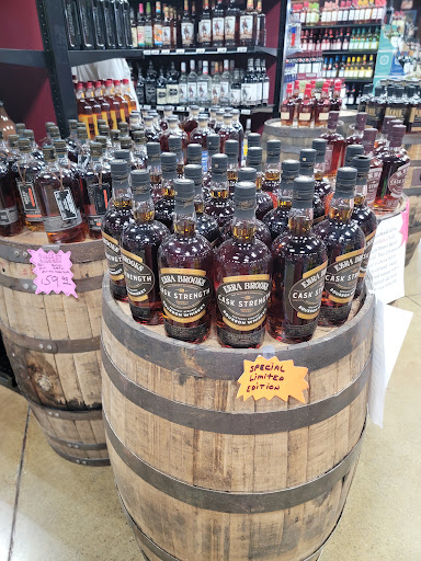 Big Valley Liquor, 13927 19 Mile Rd, Sterling Heights, MI 48313, USA, 