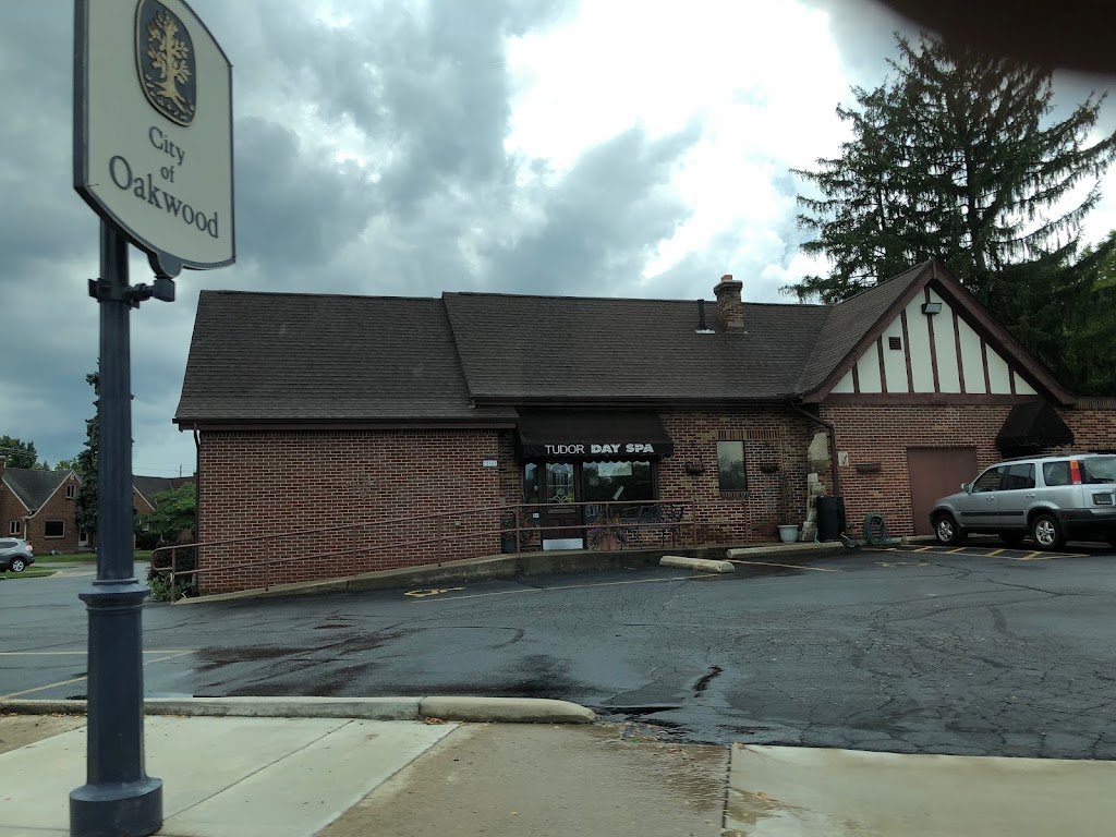 Tudor Day Spa 45419