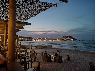 Photo n°56 de Restaurant Le Bout du Monde à Calvi ()