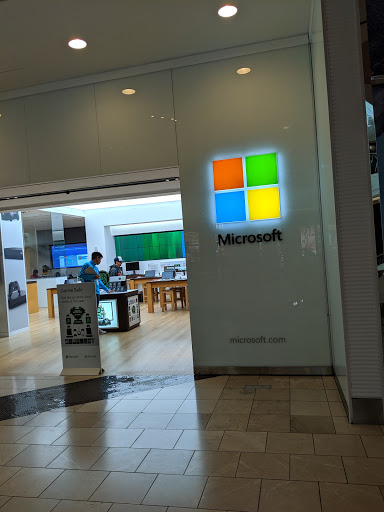 Computer Store «Microsoft Store - Westfield San Francisco Centre», reviews and photos, 845 Market St #257, San Francisco, CA 94103, USA