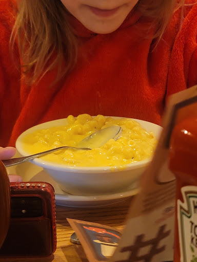 American Restaurant «Cracker Barrel Old Country Store», reviews and photos, 1005 Candleview Lane, Crawfordsville, IN 47933, USA