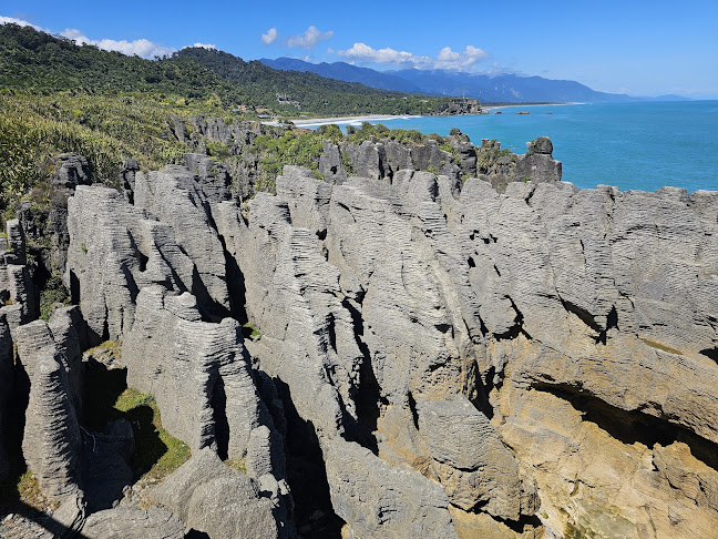 Pancake Rocks and Blowholes Track - Greymouth