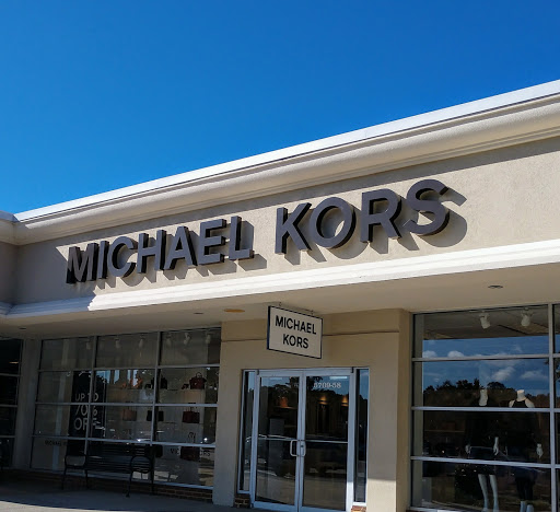 Fashion Accessories Store «Michael Kors», reviews and photos, 5709 Richmond Rd #58, Williamsburg, VA 23188, USA
