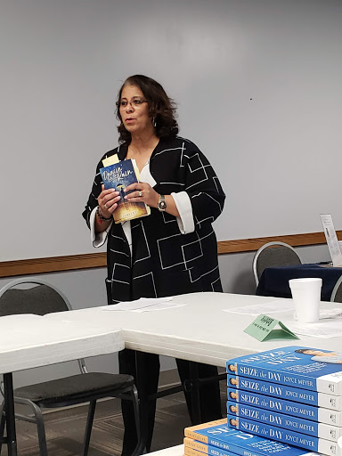 Auditorium «Overland Community Center», reviews and photos, 9119 Lackland Rd, Overland, MO 63114, USA