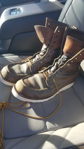 Shoe Store «Red Wing», reviews and photos, 20 Commerce Way #12, Seekonk, MA 02771, USA