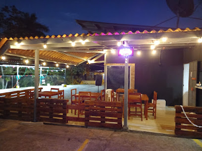Restaurante - Lava auto Donde Milo - Calle 17 Sur, La Chorrera, Panama