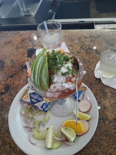 Hamburger Restaurant «Peppers At Uptown», reviews and photos, 4620 N 10th St, McAllen, TX 78504, USA