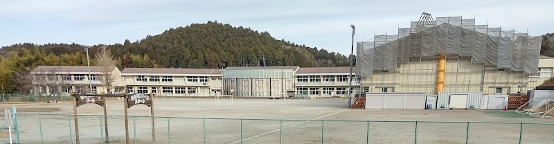 豊田市立花山小学校
