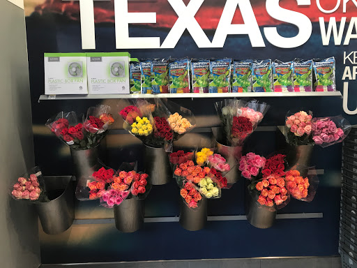 Convenience Store «Walgreens», reviews and photos, 801 7th St NW, Washington, DC 20001, USA