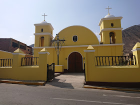 Iglesia De Calango.