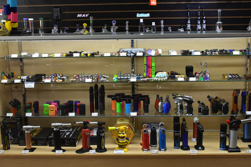 Vaporizer Store «Smoke Spot Smoke Shop», reviews and photos, 24424 Hawthorne Blvd, Torrance, CA 90505, USA
