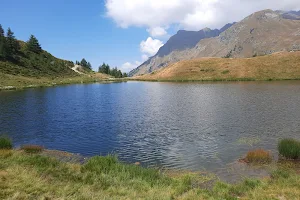 Lago Literan image