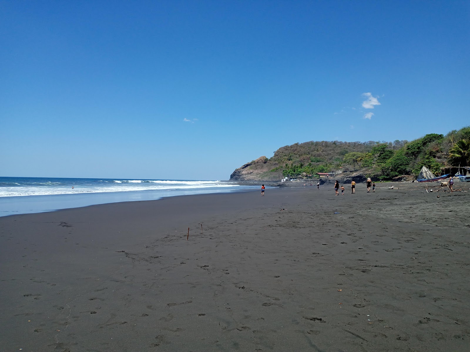Foto di Mizata beach con una superficie del sabbia grigia