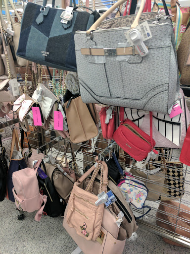 Clothing Store «Ross Dress for Less», reviews and photos, 902 Sepulveda Blvd, Harbor City, CA 90710, USA