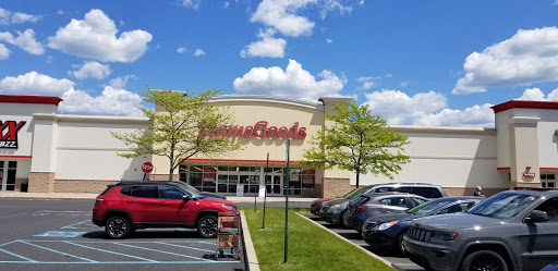 T.J. Maxx & HomeGoods, 221 N West End Blvd, Quakertown, PA 18951, USA, 
