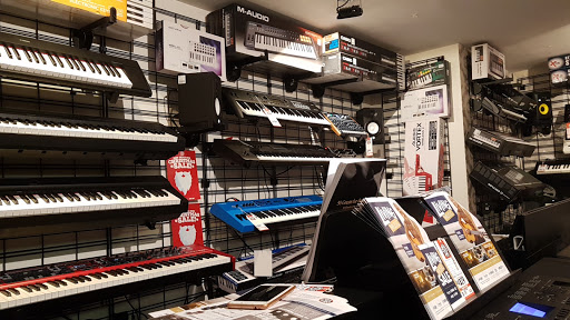Derringers Music | Adelaide City Store