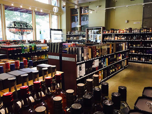 Liquor Store «Pearl Specialty Market & Spirits», reviews and photos, 900 NW Lovejoy St, Portland, OR 97209, USA