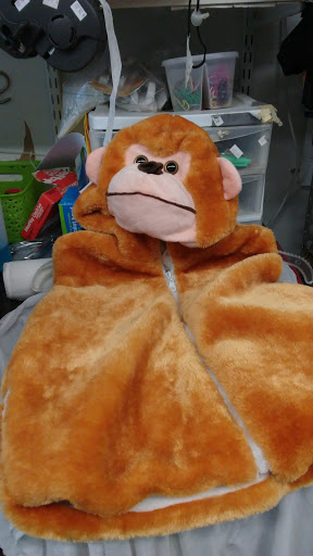 Thrift Store «Leeward Light Thrift Store», reviews and photos, 126 Bridge Rd, Salisbury, MA 01952, USA