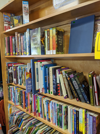 Thrift Store «Ladies of Charity Lake Travis Thrift Shop», reviews and photos, 1508 Ranch Rd 620 S, Lakeway, TX 78734, USA