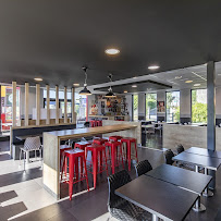 Atmosphère du Restaurant KFC Tarbes - n°1