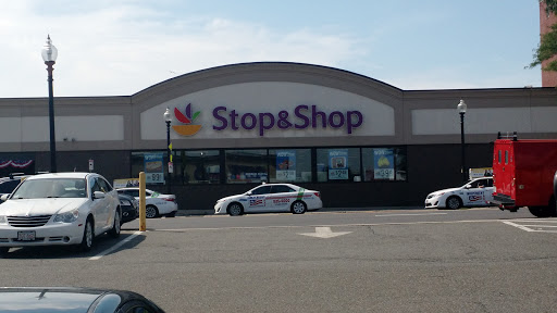 Stop & Shop, 713 E Broadway, South Boston, MA 02127, USA, 