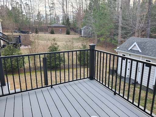 Mike Tyndall's Custom Decks & Privacy Fences