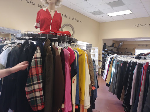 Thrift Store «Sutter VNA & Hospice Thrift Store», reviews and photos, 3209 Cleveland Ave, Santa Rosa, CA 95403, USA