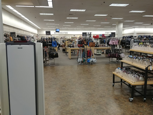 Department Store «Nordstrom Rack Shoppers World», reviews and photos, 1 Worcester Rd, Framingham, MA 01701, USA