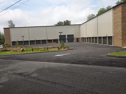 Self-Storage Facility «Trumbull Self Storage», reviews and photos, 245 Spring Hill Rd, Trumbull, CT 06611, USA
