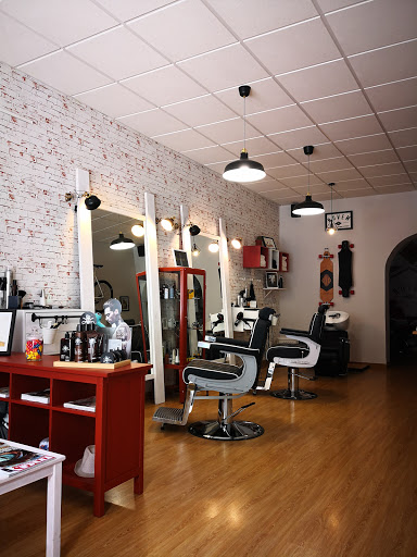 Novem barbershop & street clothing en Tomelloso, Ciudad Real