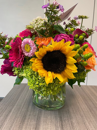 Florist «Garden Delights Fine Florist», reviews and photos, 2179 Hillsboro Rd, Franklin, TN 37069, USA