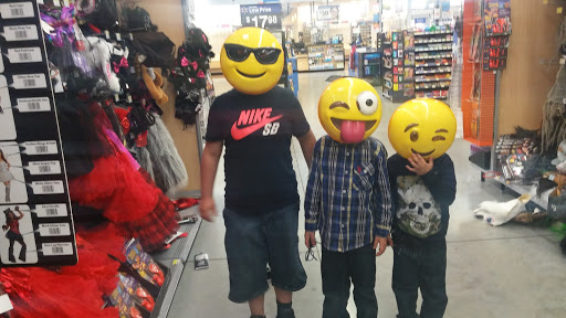 Discount Store «Walmart», reviews and photos, 8538 Interstate 35 Access Rd, San Antonio, TX 78211, USA