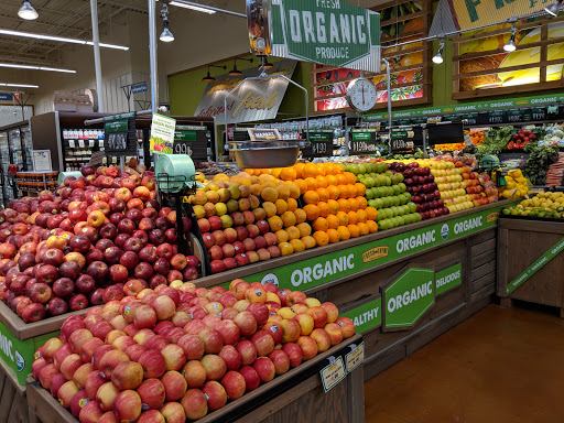 Grocery Store «Fresh Thyme Farmers Market- Downers Grove», reviews and photos, 325 Ogden Ave, Downers Grove, IL 60515, USA