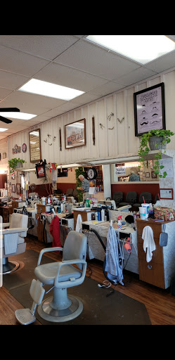 Barber Shop «Rolling Hills Barber Shop», reviews and photos, 9218 Westport Rd, Louisville, KY 40242, USA